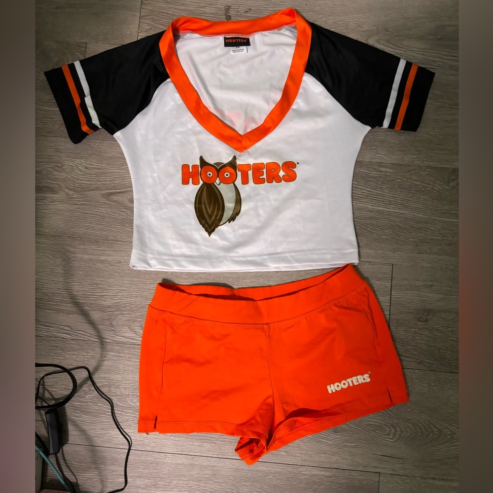 Hooters Crop Top